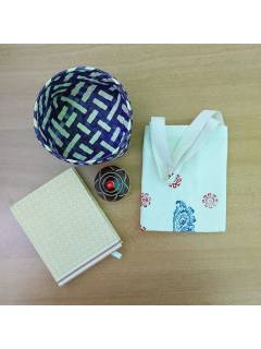 Festive Gift - Thamboolam - Bowl Set - Combo 4 - Pack of 4 - Assorted color
Festive Gift - Thamboolam - Bowl Set - Combo 4 - Pack of 4 - Assorted color