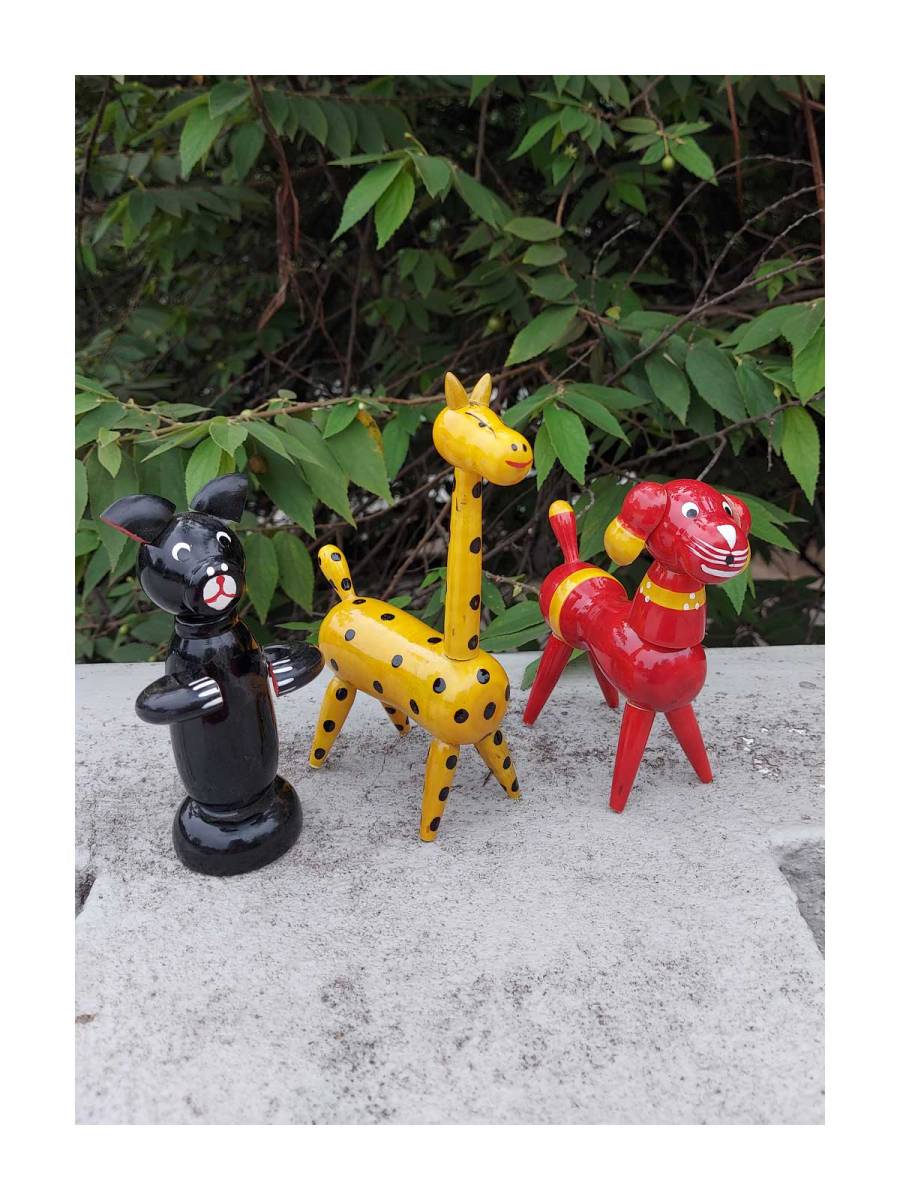 Toy - Wooden Animals - Giraffe, Bear, Dog - Set of 3