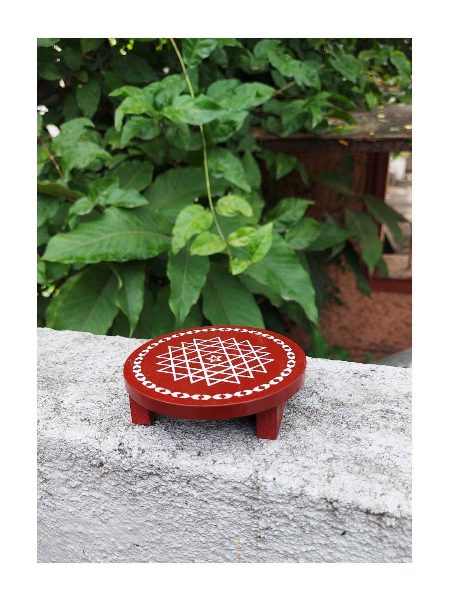 Festive - Wooden Rangoli Puja Peetam - Round - Assorted - Single - 4 inch