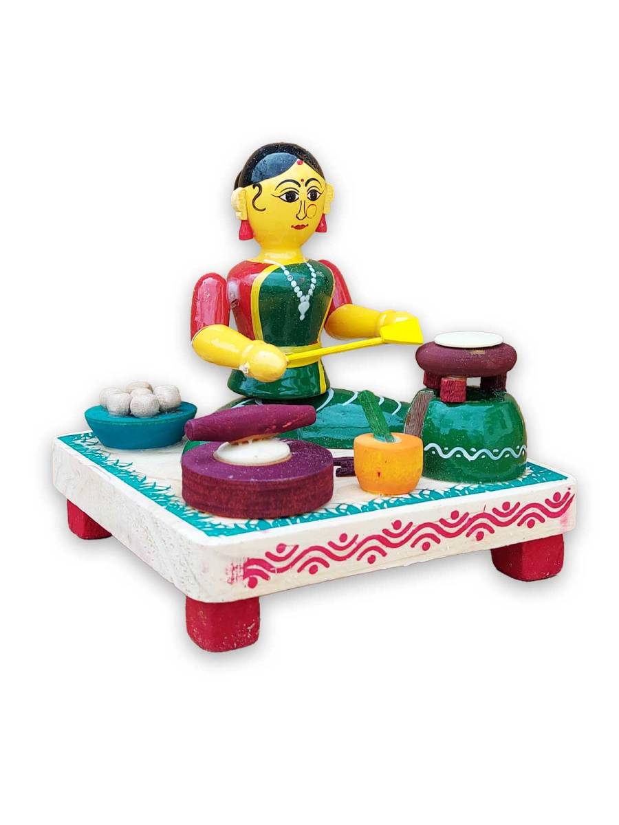Wooden Village Lady Cooking Chapathi - Etikoppaka Dolls
Wooden Village Lady Cooking Chapathi - Etikoppaka Dolls