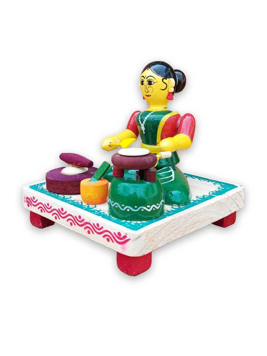 Wooden Village Lady Cooking Chapathi - Etikoppaka Dolls
Wooden Village Lady Cooking Chapathi - Etikoppaka Dolls