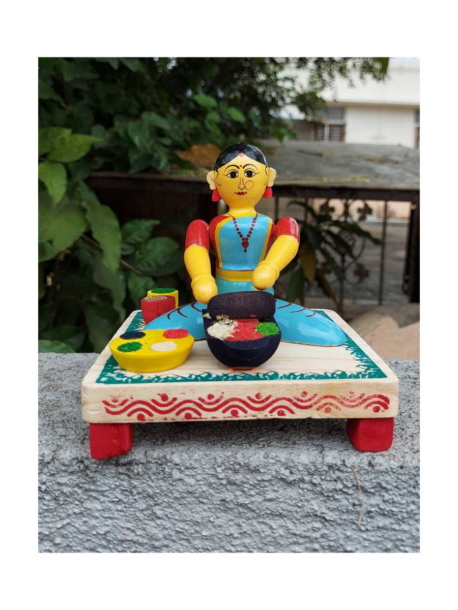 Wooden Village Lady Grinding Spices - Etikoppaka Dolls
Wooden Village Lady Grinding Spices - Etikoppaka Dolls