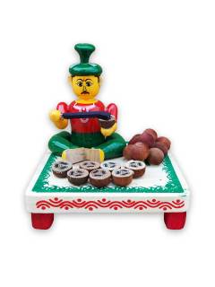 Wooden Village Man Selling Coconut - Etikoppaka Dolls
