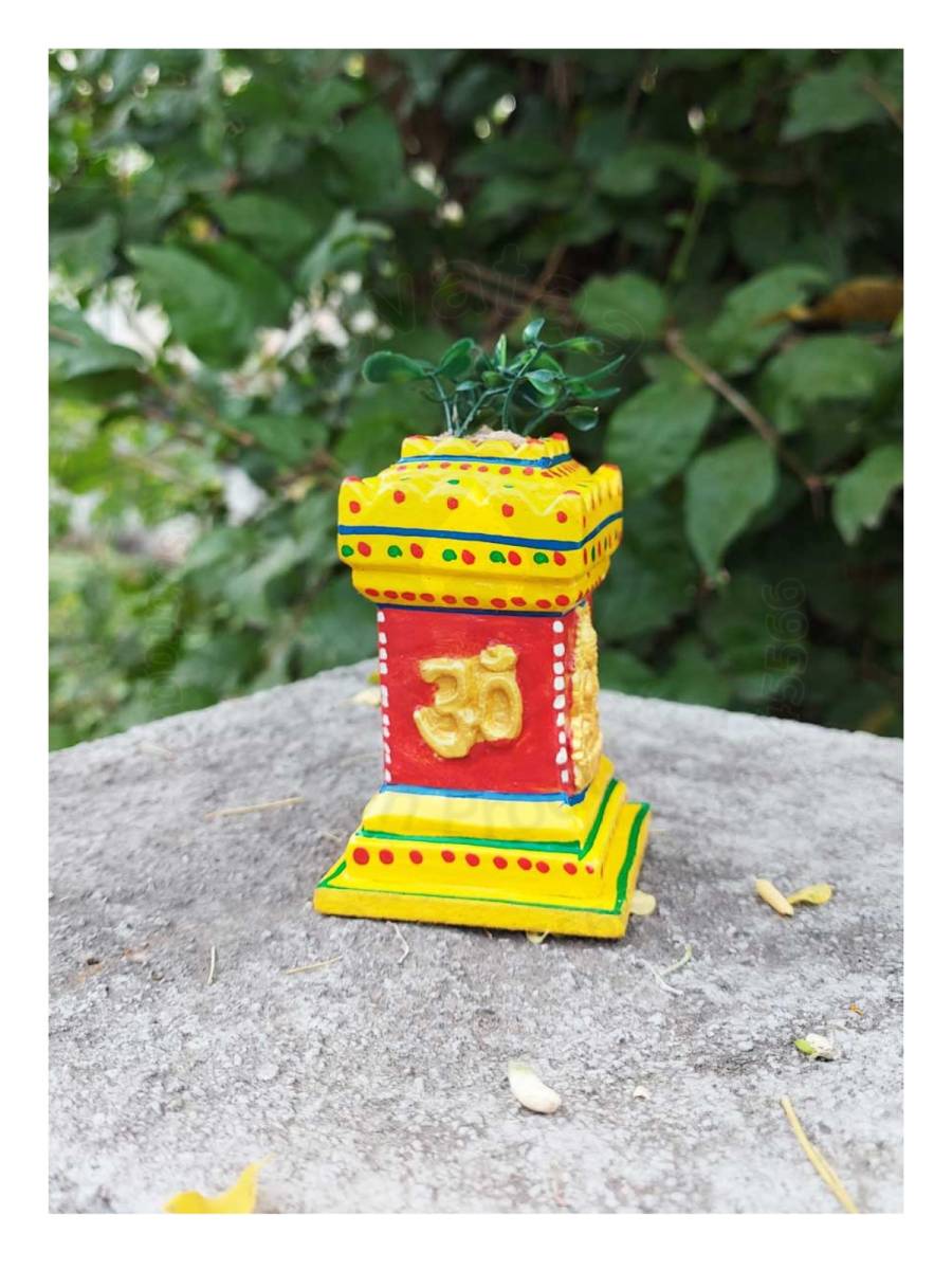 Wooden Tulsi Pot - Small - Kondapalli Dolls
