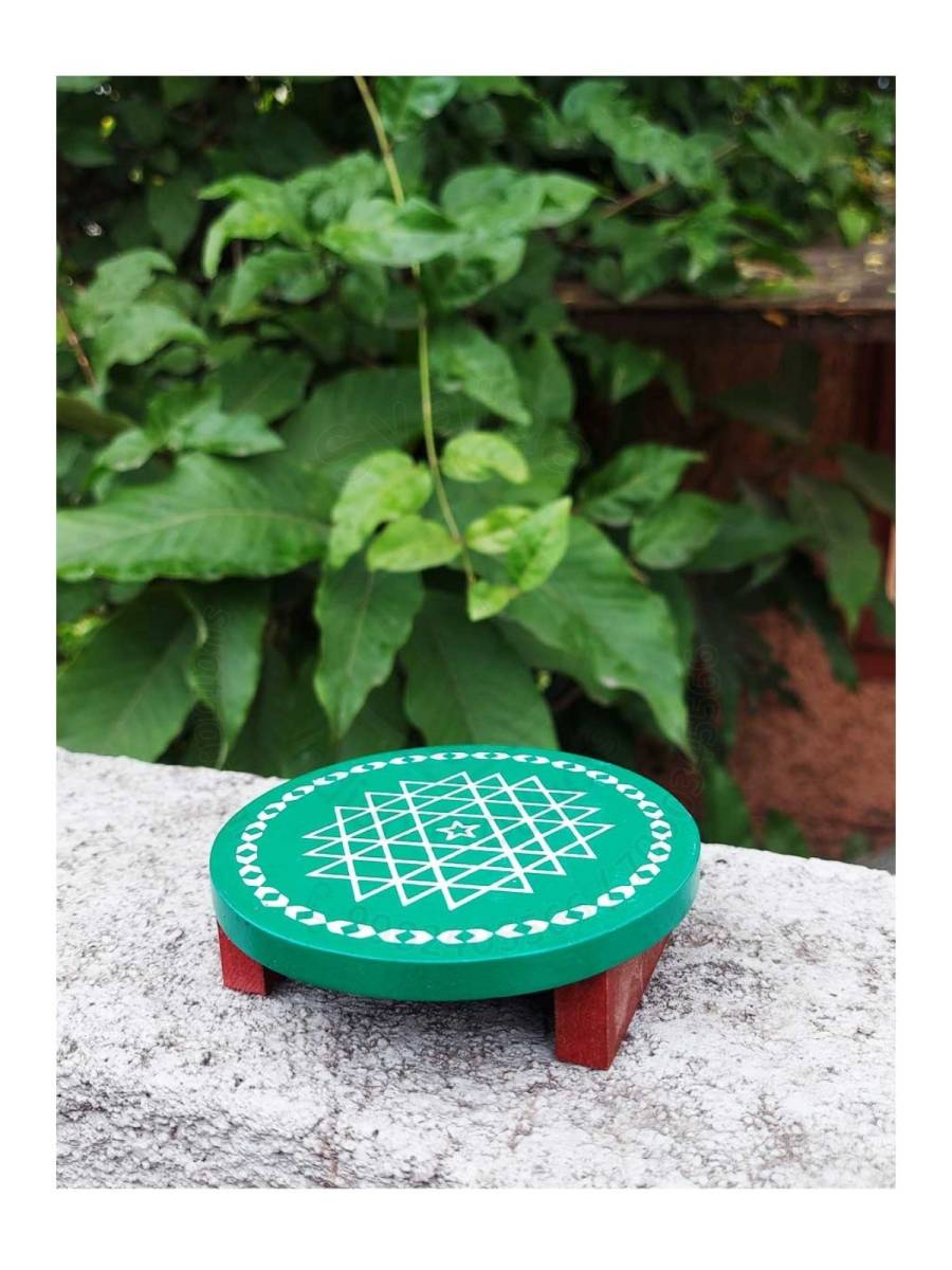 Festive - Peetam Chowki - 4x4 Inches - Single - Round - Assorted Color | Design - Aishwarya Chakram